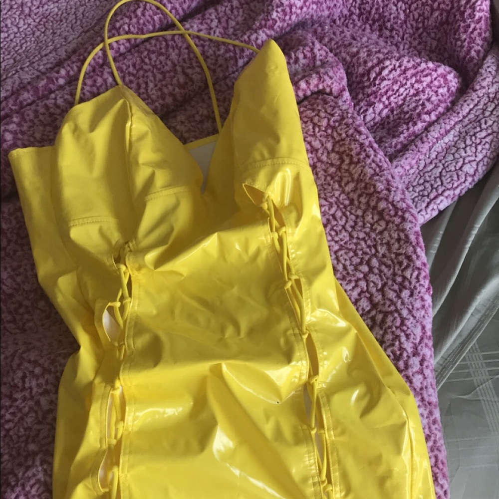 Lace up yellow dress. Medium